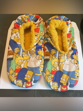 Yellow Simpsons-Pattern unisex Plush Footie Slippers house shoes w 10/ m 8.5